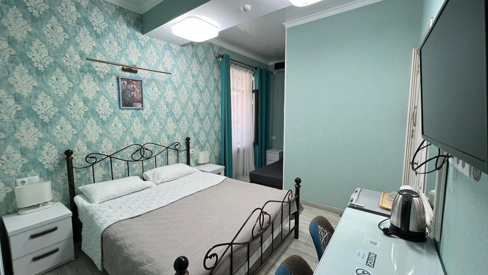 Nicolas Boutique 3*